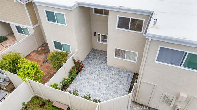 44 Elksford Avenue 3, Irvine, CA 92604