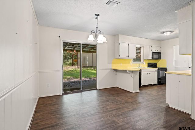 91 County Road 2108, Pittsburg, TX 75686