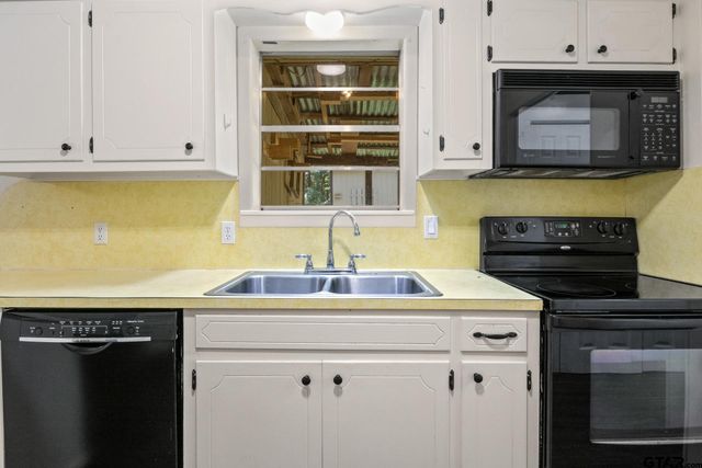 91 County Road 2108, Pittsburg, TX 75686