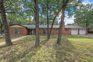 117 Oak Forest Drive, Elm Mott, TX 76640