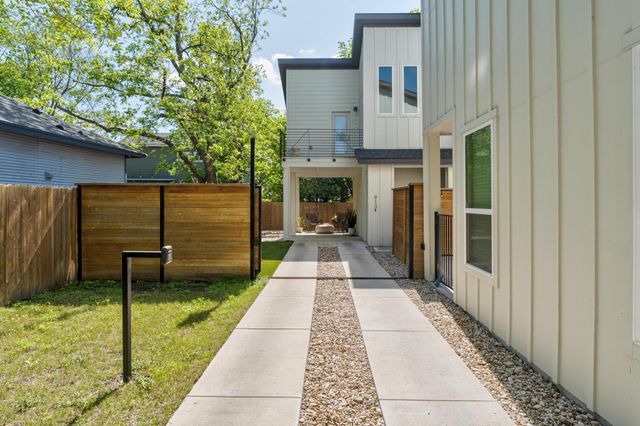 913 Valdez ST A & B, Austin, TX 78741