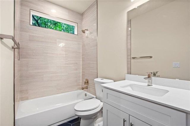 913 Valdez ST A & B, Austin, TX 78741