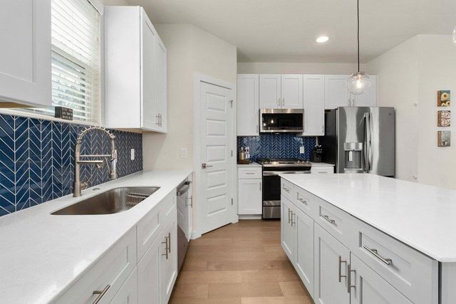 913 Valdez ST A & B, Austin, TX 78741
