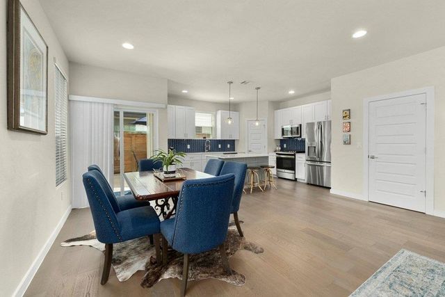 913 Valdez ST A & B, Austin, TX 78741