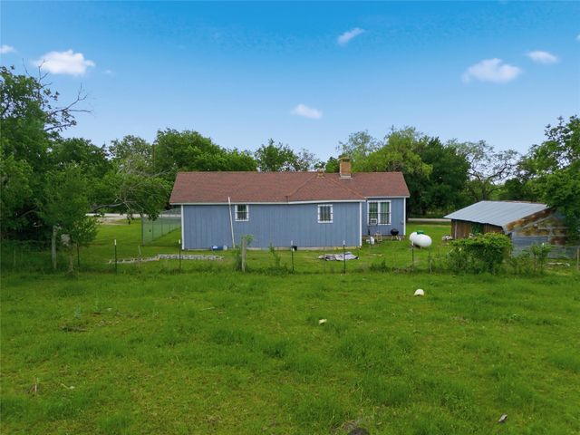 321 Hcr 2122 E, Whitney, TX 76692