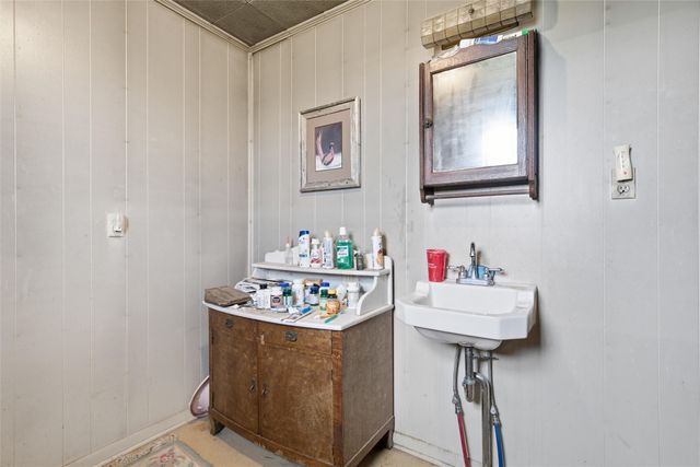 321 Hcr 2122 E, Whitney, TX 76692