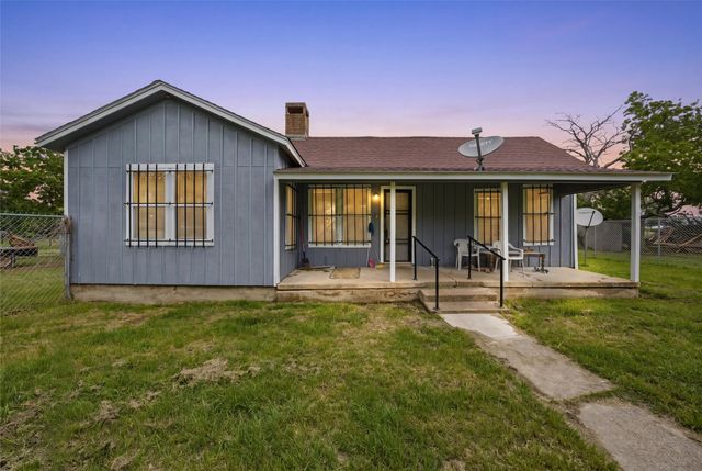 321 Hcr 2122 E, Whitney, TX 76692