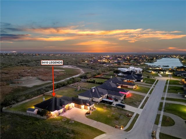 5410 Legends Dr, Corpus Christi, TX 78414