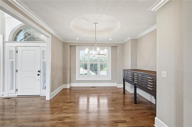 11609 W 158th Street, Overland Park, KS 66221