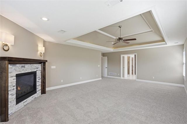 11609 W 158th Street, Overland Park, KS 66221