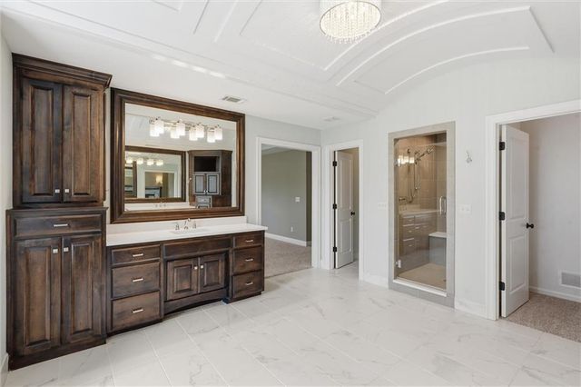 11609 W 158th Street, Overland Park, KS 66221