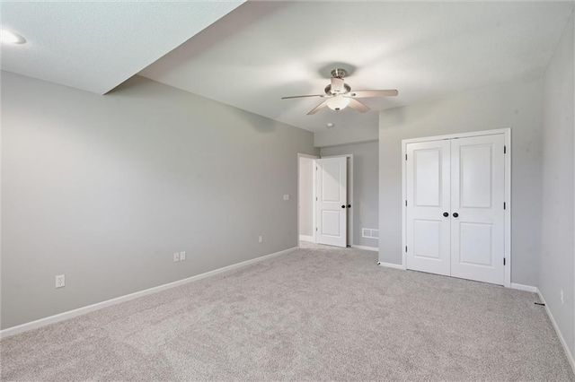 11609 W 158th Street, Overland Park, KS 66221