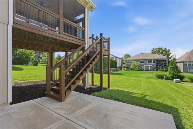 11609 W 158th Street, Overland Park, KS 66221