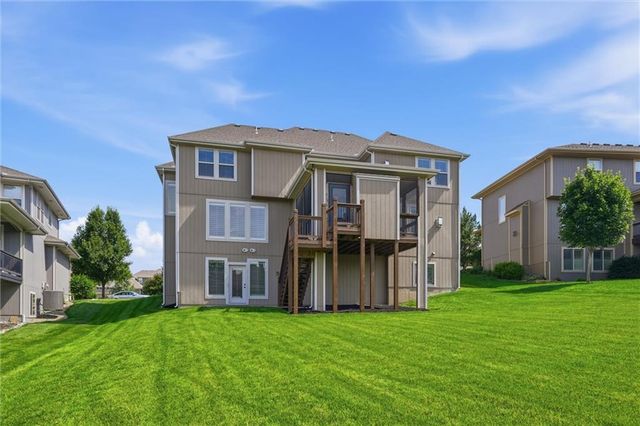 11609 W 158th Street, Overland Park, KS 66221