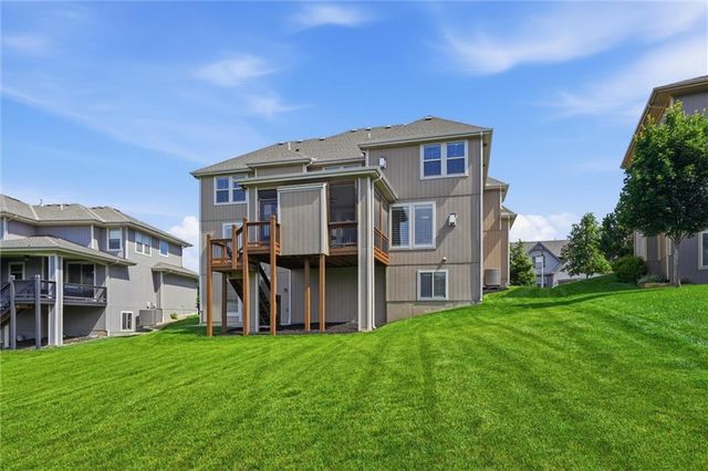 11609 W 158th Street, Overland Park, KS 66221