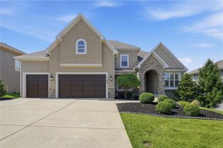 11609 W 158th Street, Overland Park, KS 66221
