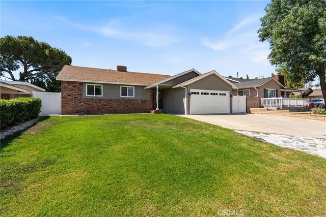 13051 Rosalind Drive, North Tustin, CA 92705
