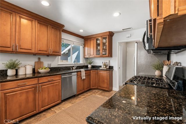 13051 Rosalind Drive, North Tustin, CA 92705