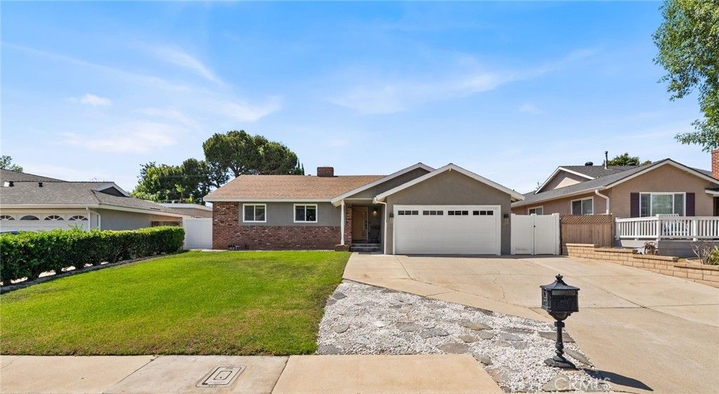 13051 Rosalind Drive, North Tustin, CA 92705