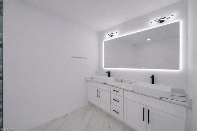 4119 13th ST SW, Lehigh Acres, FL 33976