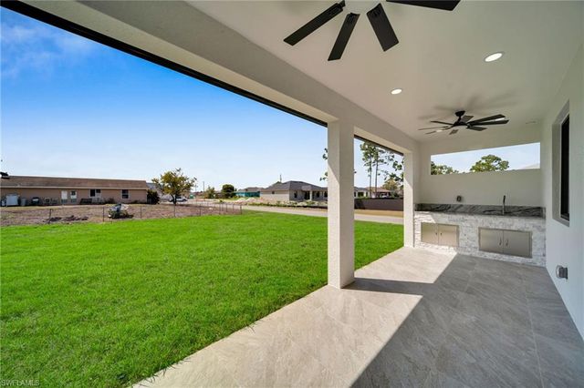 4119 13th ST SW, Lehigh Acres, FL 33976