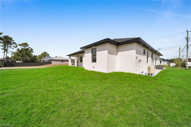 4119 13th ST SW, Lehigh Acres, FL 33976