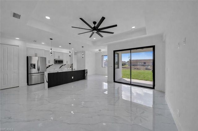 4119 13th ST SW, Lehigh Acres, FL 33976