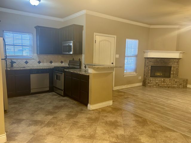 4423 106th Street, A, Lubbock, TX 79424