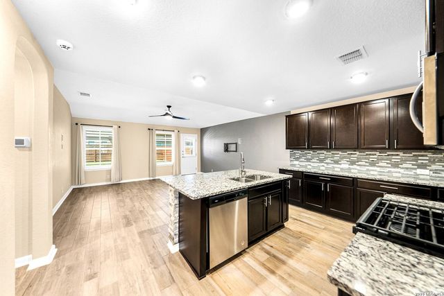 9907 Kalm Brome, San Antonio, TX 78254