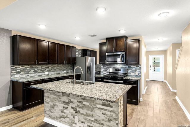 9907 Kalm Brome, San Antonio, TX 78254