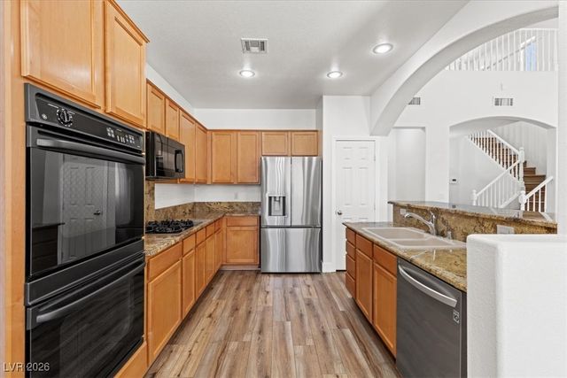 4905 Pounding Surf Avenue, Las Vegas, NV 89131