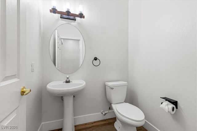 4905 Pounding Surf Avenue, Las Vegas, NV 89131