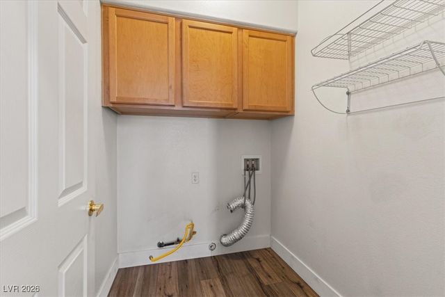 4905 Pounding Surf Avenue, Las Vegas, NV 89131