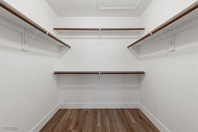 4905 Pounding Surf Avenue, Las Vegas, NV 89131