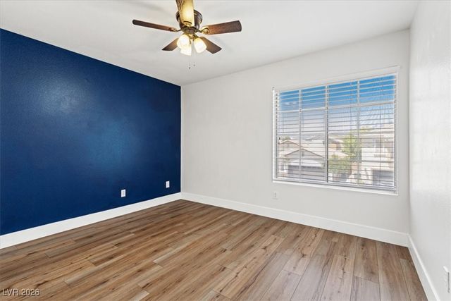 4905 Pounding Surf Avenue, Las Vegas, NV 89131