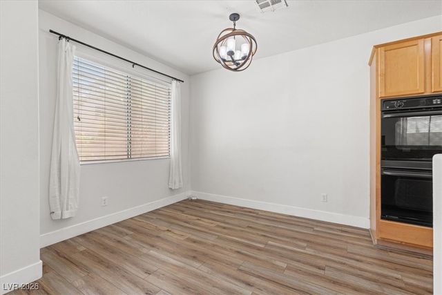 4905 Pounding Surf Avenue, Las Vegas, NV 89131