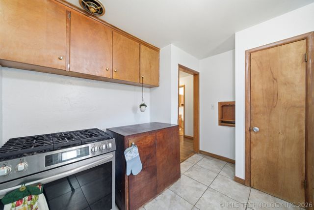 318 N 18th Street, Collinsville, OK 74021