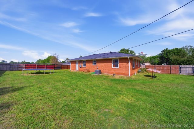 318 N 18th Street, Collinsville, OK 74021