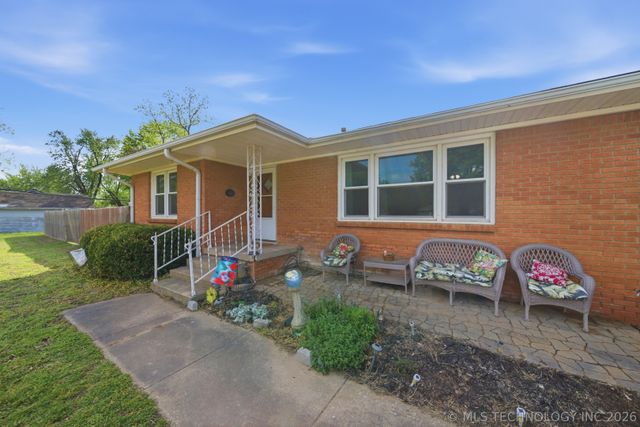 318 N 18th Street, Collinsville, OK 74021