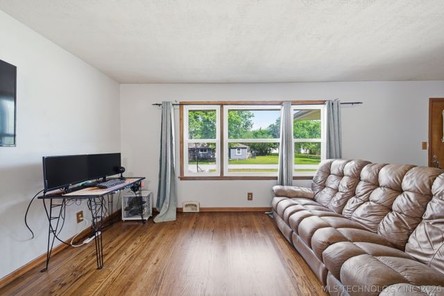 318 N 18th Street, Collinsville, OK 74021