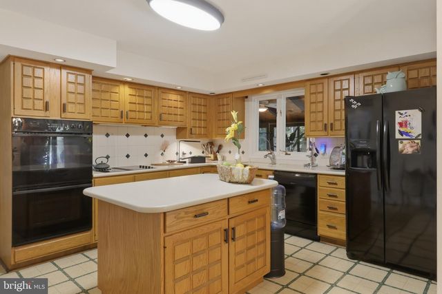 9206 MARTINGHAM DR, Saint Michaels, MD 21663