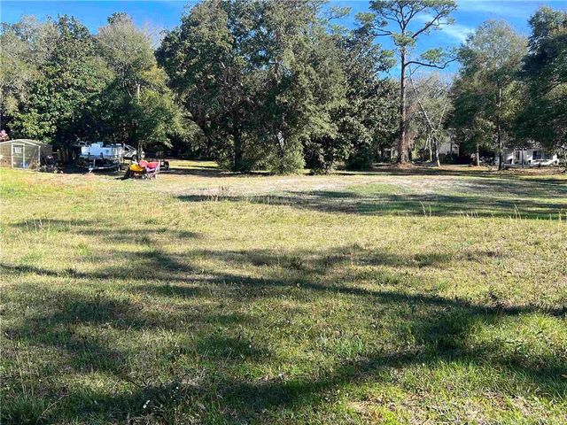 317 Magnolia Drive, Gulf Shores, AL 36542