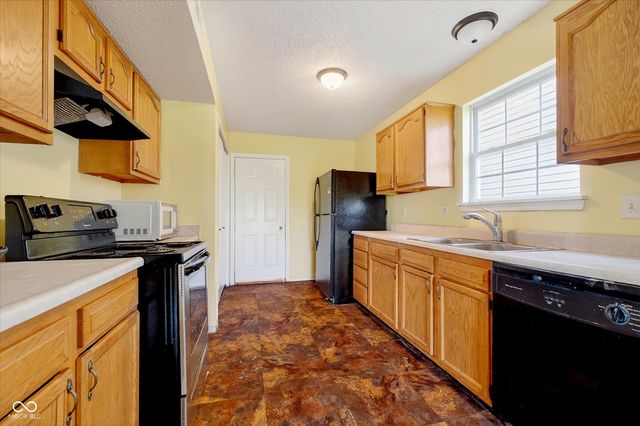 4320 Village Bend Lane, Indianapolis, IN 46254