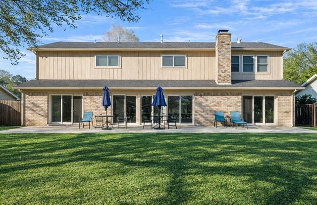 3927 Pleasant Valley Drive, Missouri City, TX 77459