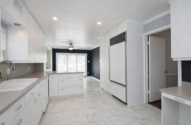 3927 Pleasant Valley Drive, Missouri City, TX 77459