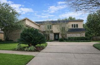 3927 Pleasant Valley Drive, Missouri City, TX 77459