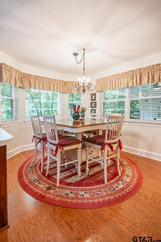 6619 Rollins Dr, Tyler, TX 75703