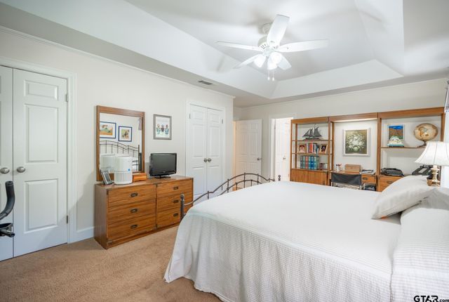 6619 Rollins Dr, Tyler, TX 75703