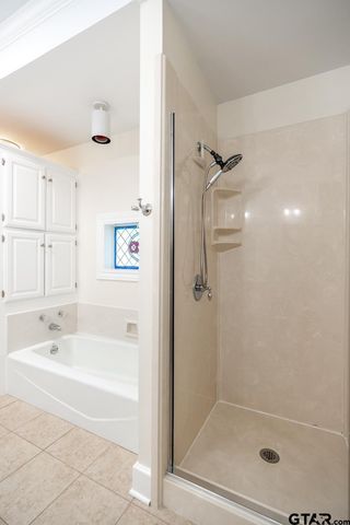 6619 Rollins Dr, Tyler, TX 75703