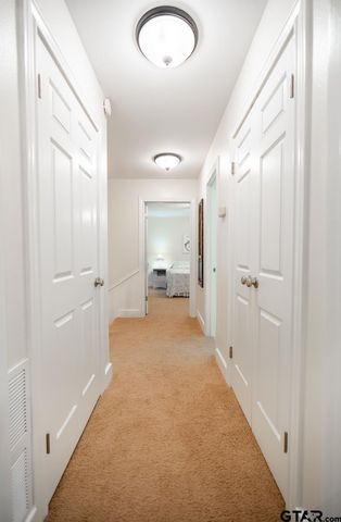 6619 Rollins Dr, Tyler, TX 75703